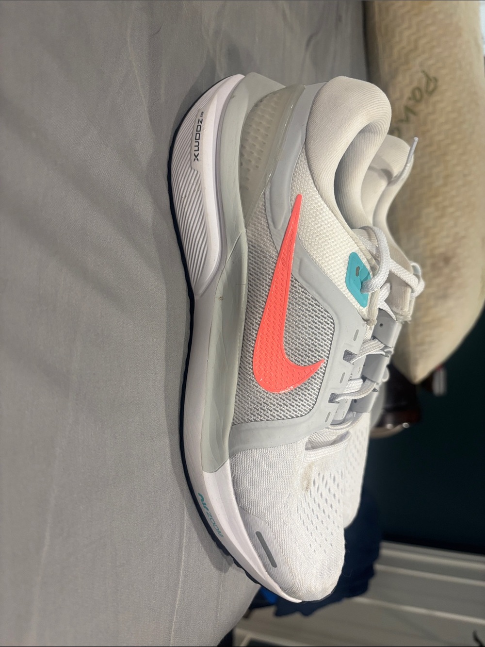 Nike White Running Shoes with Teal Insole and Coral Heel Tab